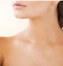 Charger l&#39;image dans la galerie, COLLIER Femme PLAQUE OR OXYDES BLANCS
