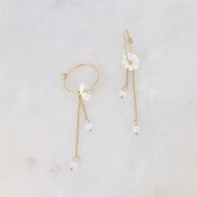 Charger l&#39;image dans la galerie, BOUCLES D&#39;OREILLES Dame créoles LEILA acier doré BOHM

