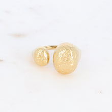 Charger l&#39;image dans la galerie, BAGUE AJUSTABLE Dame avec deux pièces martelées IKITA
