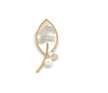 Charger l&#39;image dans la galerie, BROCHE Femme FEUILLE NACRE 2 PERLES D&#39;EAU - BH1702
