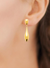 Charger l&#39;image dans la galerie, BOUCLES D&#39;OREILLES Dame pendentifs FORME GOUTTE ACIER DORE INOXYDABLE
