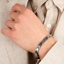 Charger l&#39;image dans la galerie, BRACELET Homme Acier Inoxydable à chevrons bleus MASERATI JM225AVD88

