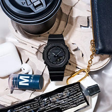 Charger l&#39;image dans la galerie, Montre Unisex G-SHOCK noir GMA-P2100BB-1AER
